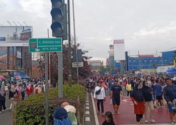 Viral CFD Depok Mirip Jalanan Malioboro Jogja, Hadir Juga Spiderman!