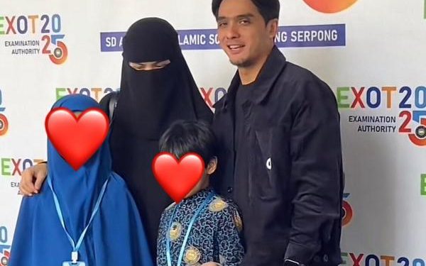 Penampilan Terbaru Herfiza Novianti Berhijab, Simak Fotonya!