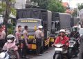 Kecelakaan Beruntun 4 Truk Polisi di Surabaya Mengakibatkan Beberapa Anggota Terluka
