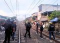Kampung Bahari Digerebek, 9 Orang Ditangkap Polisi dan Barang Bukti Narkoba Sita Sajam