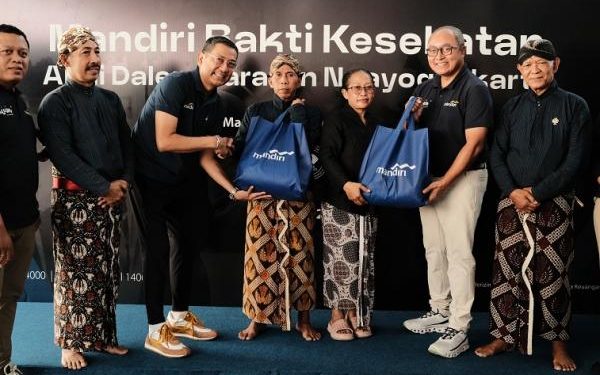 Bank Mandiri Layanai 1650 Abdi Dalem melalui Program Bakti Kesehatan