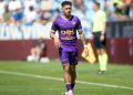 Calon Rekan Setim Dean James di AEK Athens Ada Martial dan Lamela