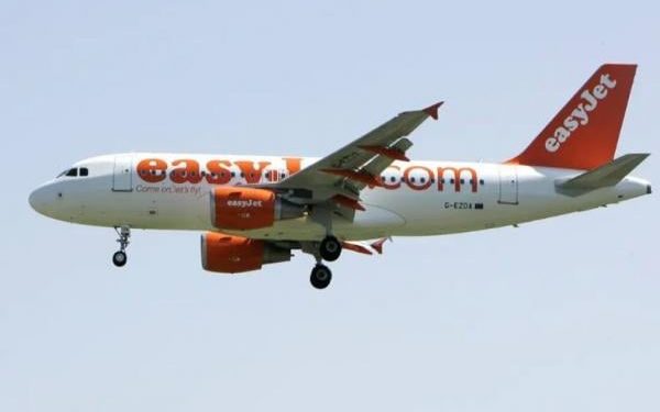 Kokpit Penuh Asap Pesawat Airbus 319 Bawa 149 Orang Mendarat Darurat