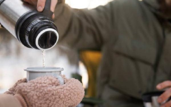 Pria Meninggal karena Keracunan Logam akibat Tidak Pernah Ganti Termos