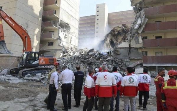 Israel Serang Apartemen di Iran, 60 Orang Tewas Termasuk 20 Anak-Anak