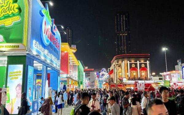 Jakarta Fair 2025 Dibuka, Ramai Dikunjungi Ribuan Orang