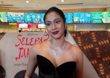 Penyesalan Aghniny Haque karena Tidak Dekat dengan Ayah Tiri yang Sudah Tiada