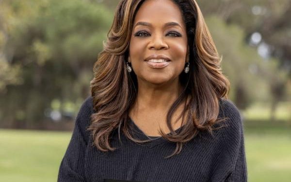 Tutup Jalur Evakuasi di Hawaii, Oprah Dikritik Sebagai Artis Kejam