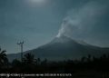 Gunung Lewotobi Laki-laki Erupsi Muntahkan Abu Setinggi 900 Meter ke Langit