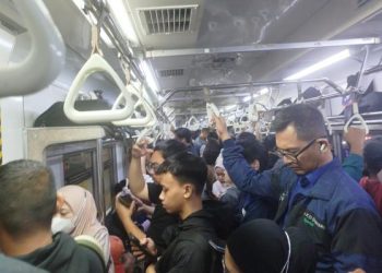 Perjalanan KRL Terhambat Akibat Gempa Bekasi Magnitudo 4,9