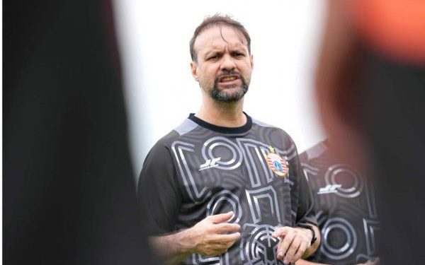 Persija Dominasi Klasemen Setelah Dua Kemenangan, Mauricio Souza Tidak Ingin Bahas Gelar