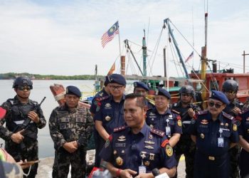 Kronologi Pembakaran Speedboat dalam Operasi Pengawasan Trawl di Sumbar oleh KKP