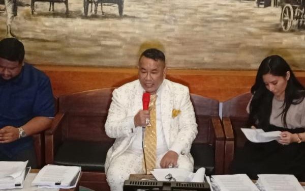 Klaim Hotman Nadiem Tak Terima Dana Pengadaan Laptop Tersangka Prematur