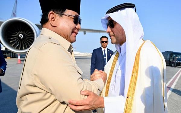 Prabowo Tiba di Doha Disambut Menhan Qatar dan Jajaran Kehormatan