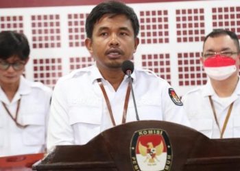 KPU Menanggapi Tudingan Roy Suryo tentang Pasal Selundupan untuk Gibran dan Sesuai Hukum