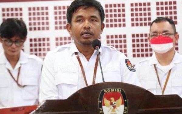 KPU Menanggapi Tudingan Roy Suryo tentang Pasal Selundupan untuk Gibran dan Sesuai Hukum