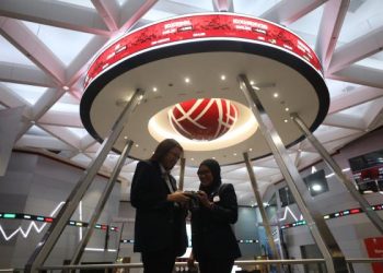 IHSG Hari Ini Terkoreksi ke 8.051 dengan SSTM-MLPT sebagai Top Losers