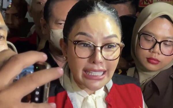 Nikita Mirzani Sedih Tak Bisa Rayakan Ulang Tahun Anak Karena Dipenjara
