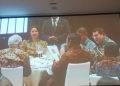 Momen Makan Malam Prabowo dan Steve Forbes, Sama-sama Kenakan Batik