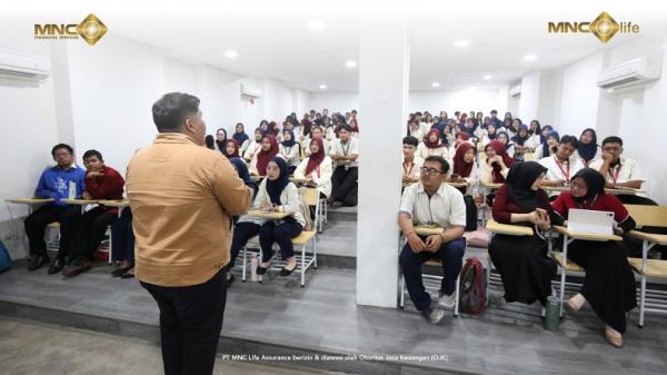 Seminar MNC Life di Horizon University Karawang Dukung Literasi Keuangan Generasi Muda