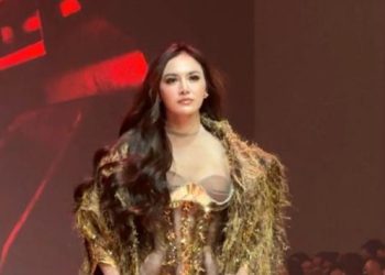 Mahalini Hadir Memukau di Catwalk Jakarta Fashion Week 2026