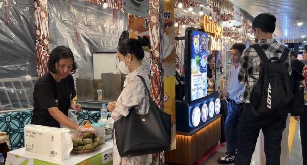 Festival Kuliner Nusantara di Dukuh Atas Menawarkan Leker dan Tahu Gejrot!