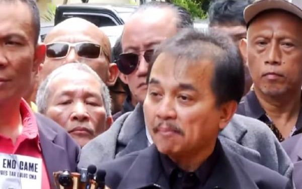 Alasan Roy Suryo dan Rekan Dilarang Bepergian ke Luar Negeri