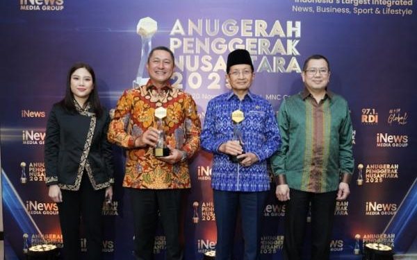 PT Surveyor Indonesia Menerima Penghargaan Anugerah Penggerak Nusantara 2025