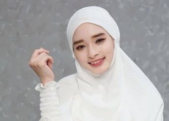 Dinikah Siri, Inara Rusli Terpesona di Pelukan Insanul Fahmi
