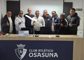18 Direktur Klub Indonesia Kunjungi Akademi Osasuna, Firman Utina Bawa Ilmu Berharga