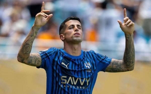Joao Cancelo Bergabung dengan Barcelona, Inter Milan Terancam Krisis Bek Kanan