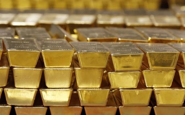 Ramalan Kenaikan Harga Emas Menuju 4.505 Dolar AS Setelah Trump Tangkap Maduro