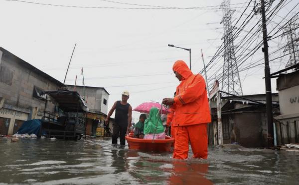 Warga Pesisir Jakarta Waspada Banjir Rob Berpotensi Hingga 7 Januari