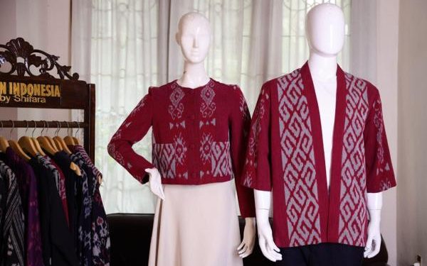 UMKM Ini Menghidupkan Napas Wastra Nusantara Lewat Koleksi Busana Kantor