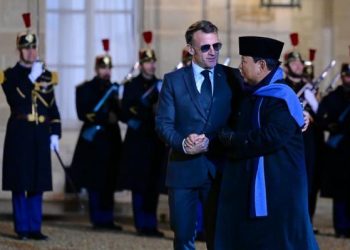 Prabowo Diterima Macron di Istana Elysee untuk Jamuan Makan Malam
