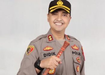 Eks Kapolres Bima Kota Ditangkap, Polisi Sita Koper Berisi Narkoba Variasi